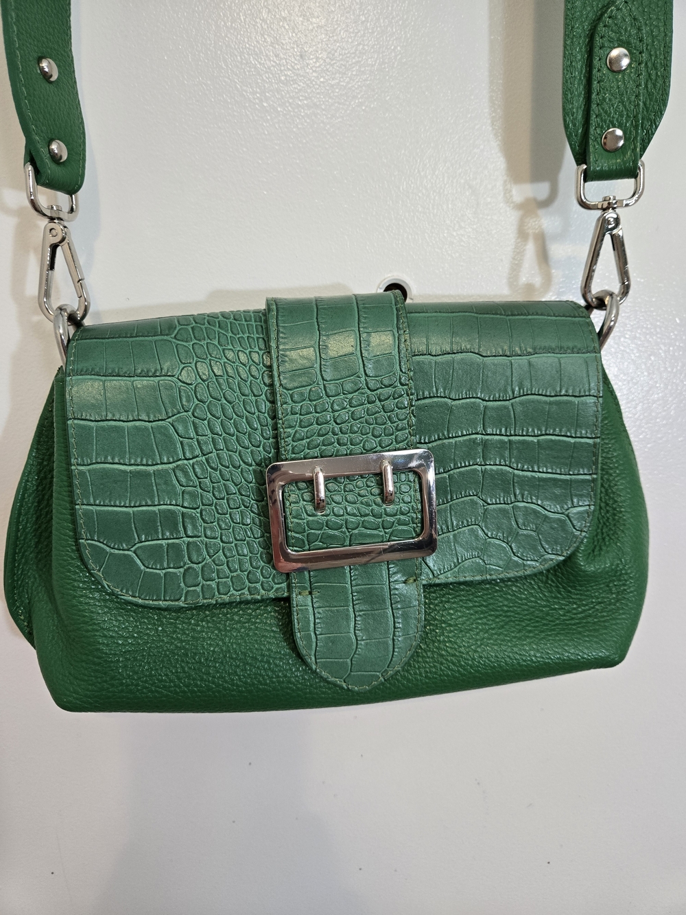 Italian Leather Crossbody Bag, Green Pebble & Croc Embossed, Artisan Made - Picture 2 of 12